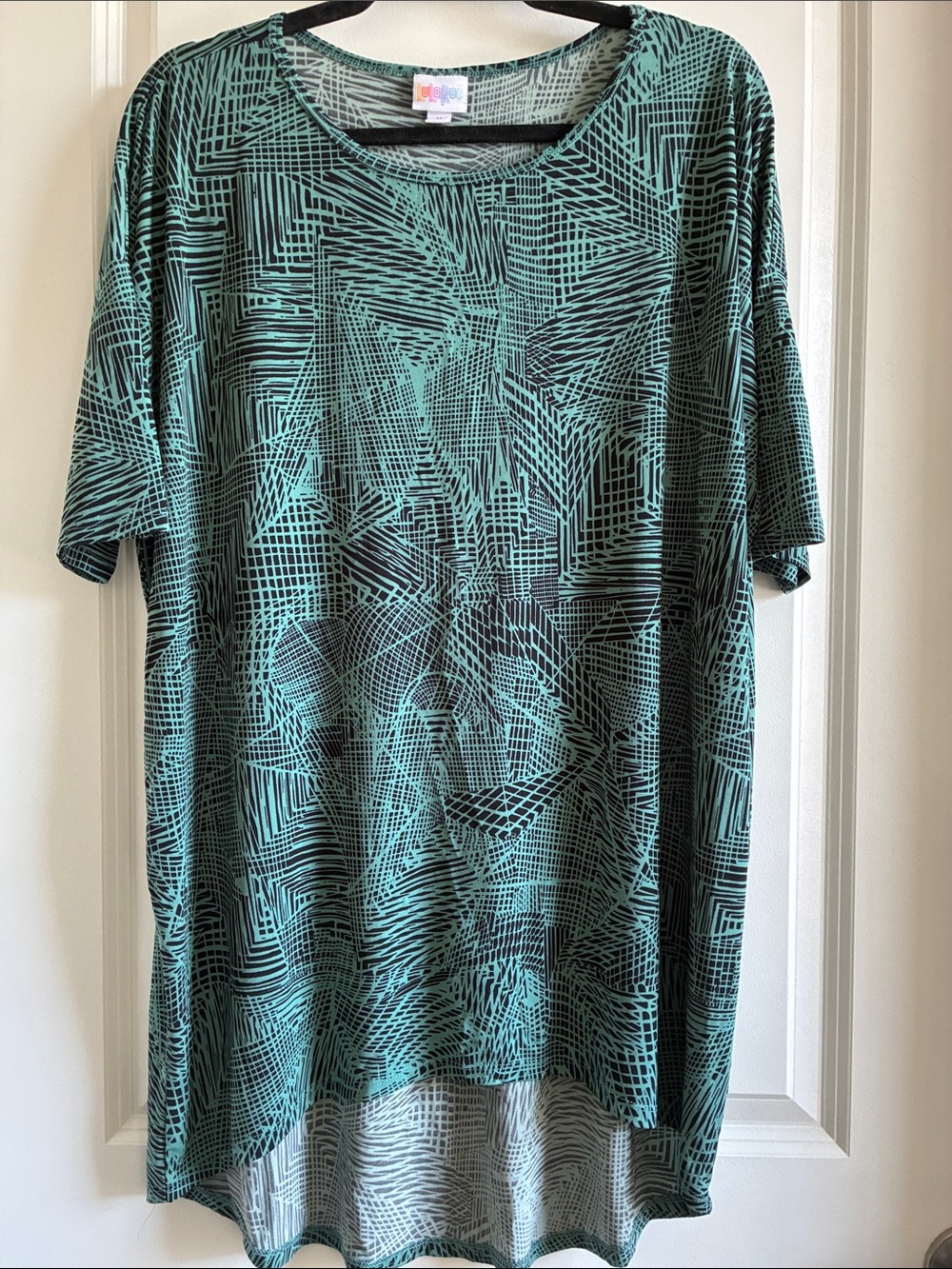 LuLaRoe Irma Tunic Top short sleeve Teal and Black Print slinky oversized